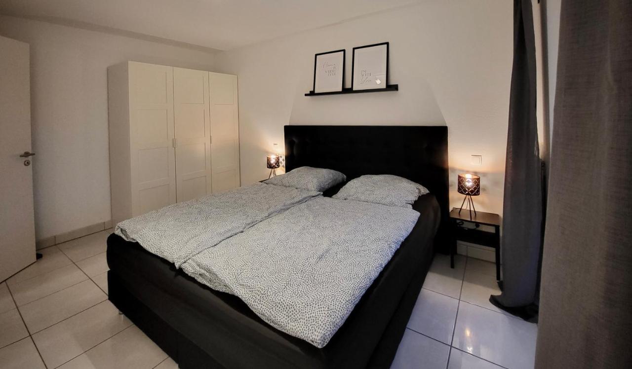 Schoene Und Ruhige Wohnung Direkt An Der Mosel Κόμπλεντς Εξωτερικό φωτογραφία