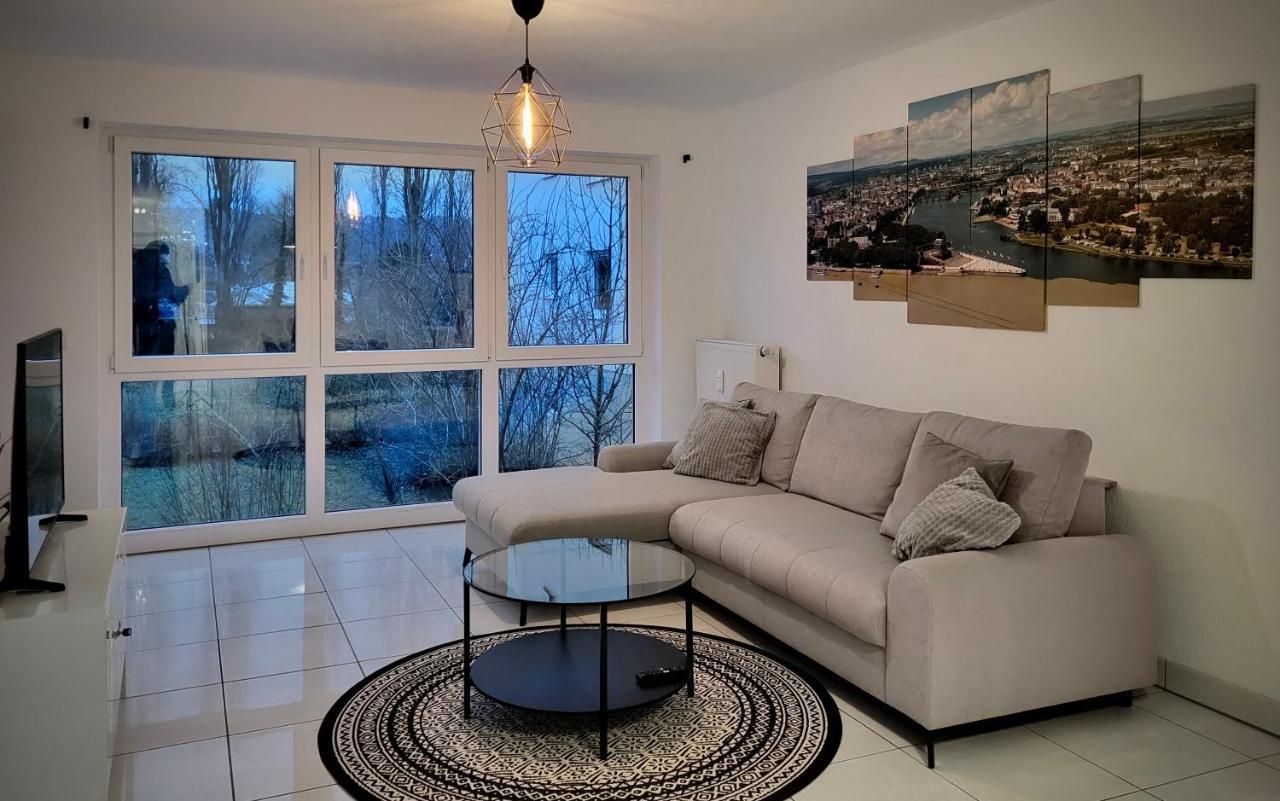 Schoene Und Ruhige Wohnung Direkt An Der Mosel Κόμπλεντς Εξωτερικό φωτογραφία